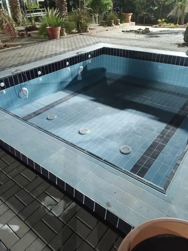  إنشاء المسابح من شركة درع الخليج