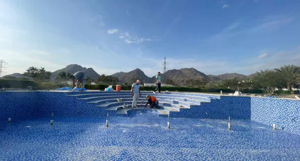  إنشاء المسابح من شركة درع الخليج